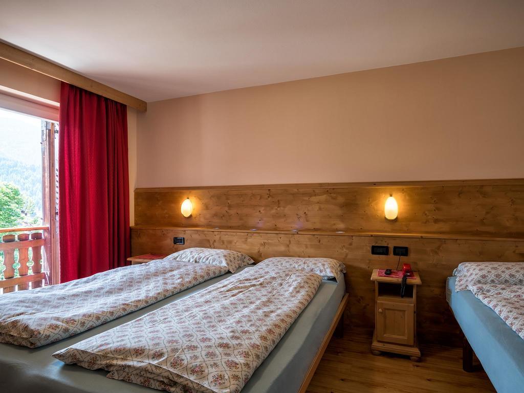 Albergo Panorama Panchia Bagian luar foto